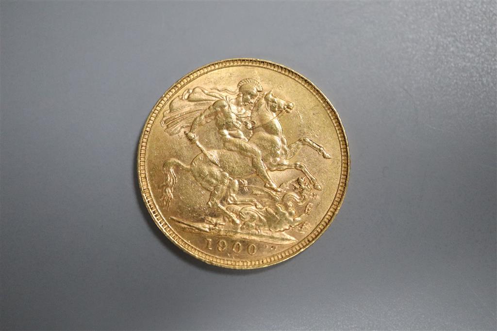 A Victoria 1900 gold sovereign.